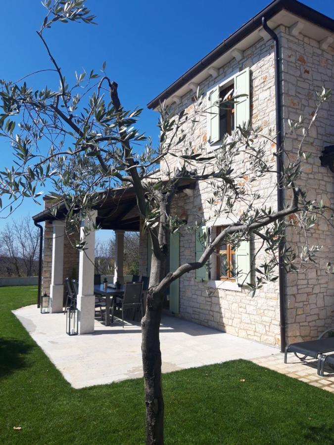 Villa Luksa Grožnjan Exterior foto